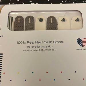 Color street football nail polish strips